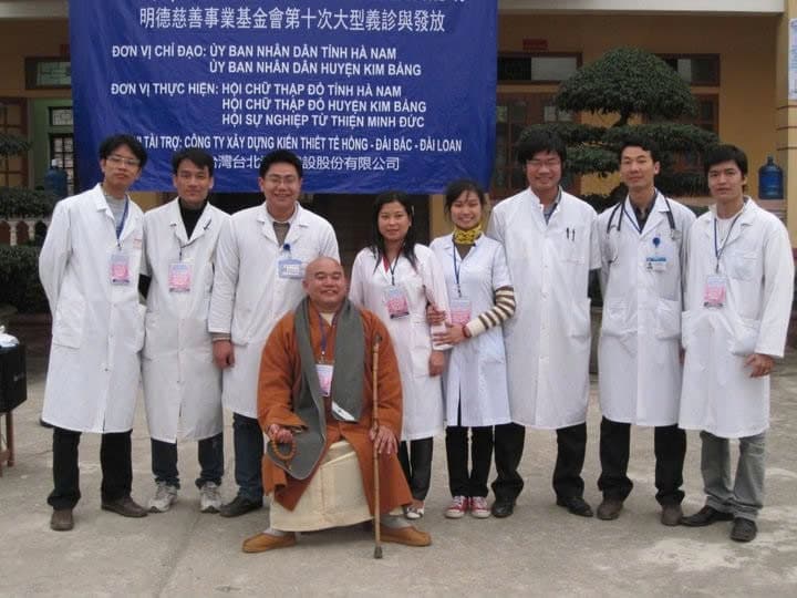 NĂM 2011: DẤU ẤN CHUYÊN MÔN VÀ THIỆN NGUYỆN